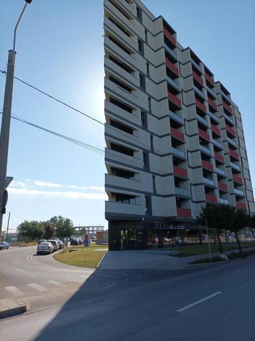 Rebreanu Residence Lux Apartmen Temesvár Kültér fotó